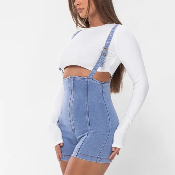 Denim Suspender Romper With Crop Top Set - Picture 3 of 4